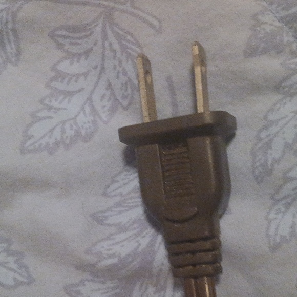 Stained Glass Cat Table Lamp with Bronze Base - Picture 9 of 12